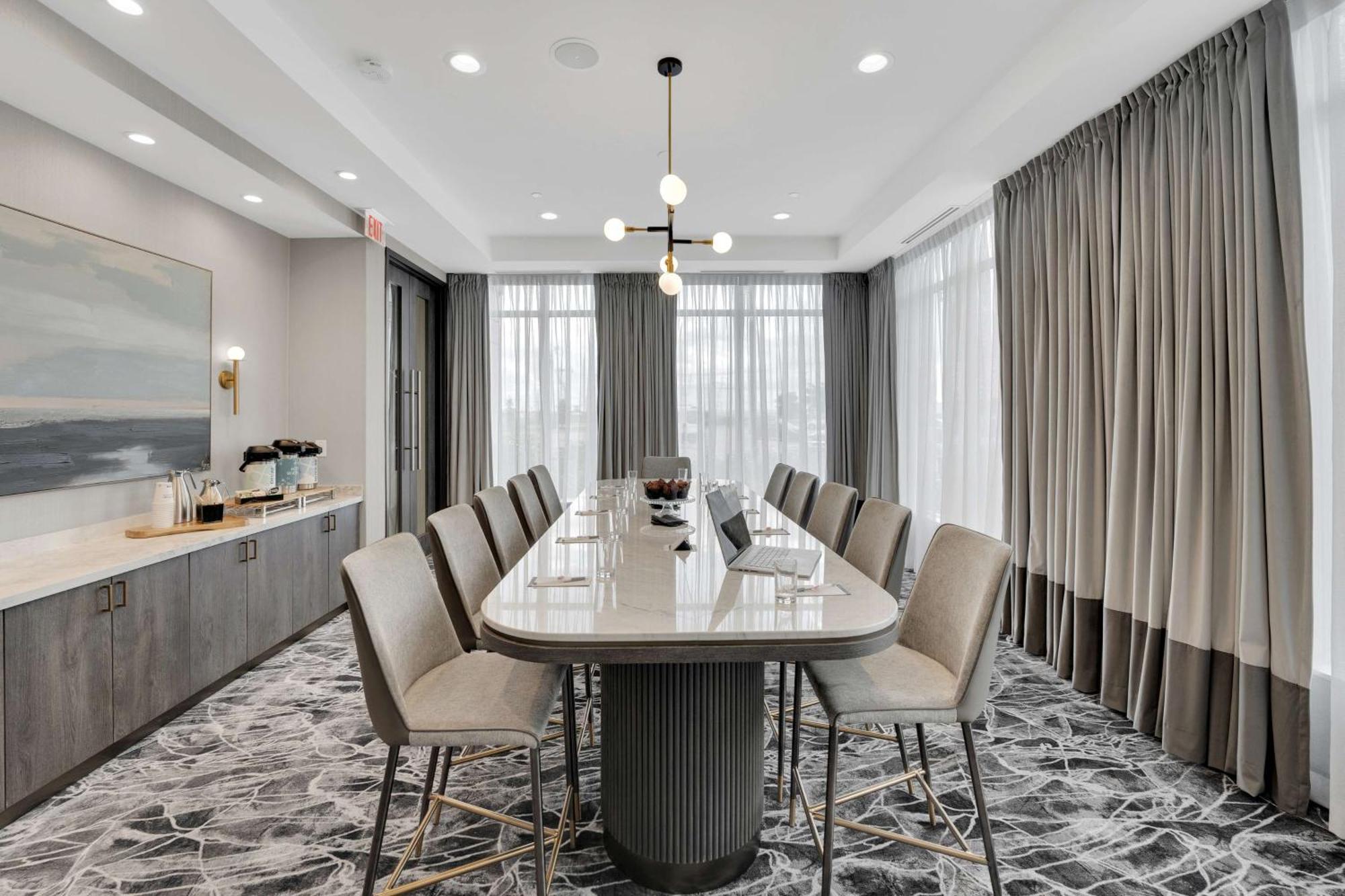 Hilton Garden Inn Toronto/Brampton Exterior foto
